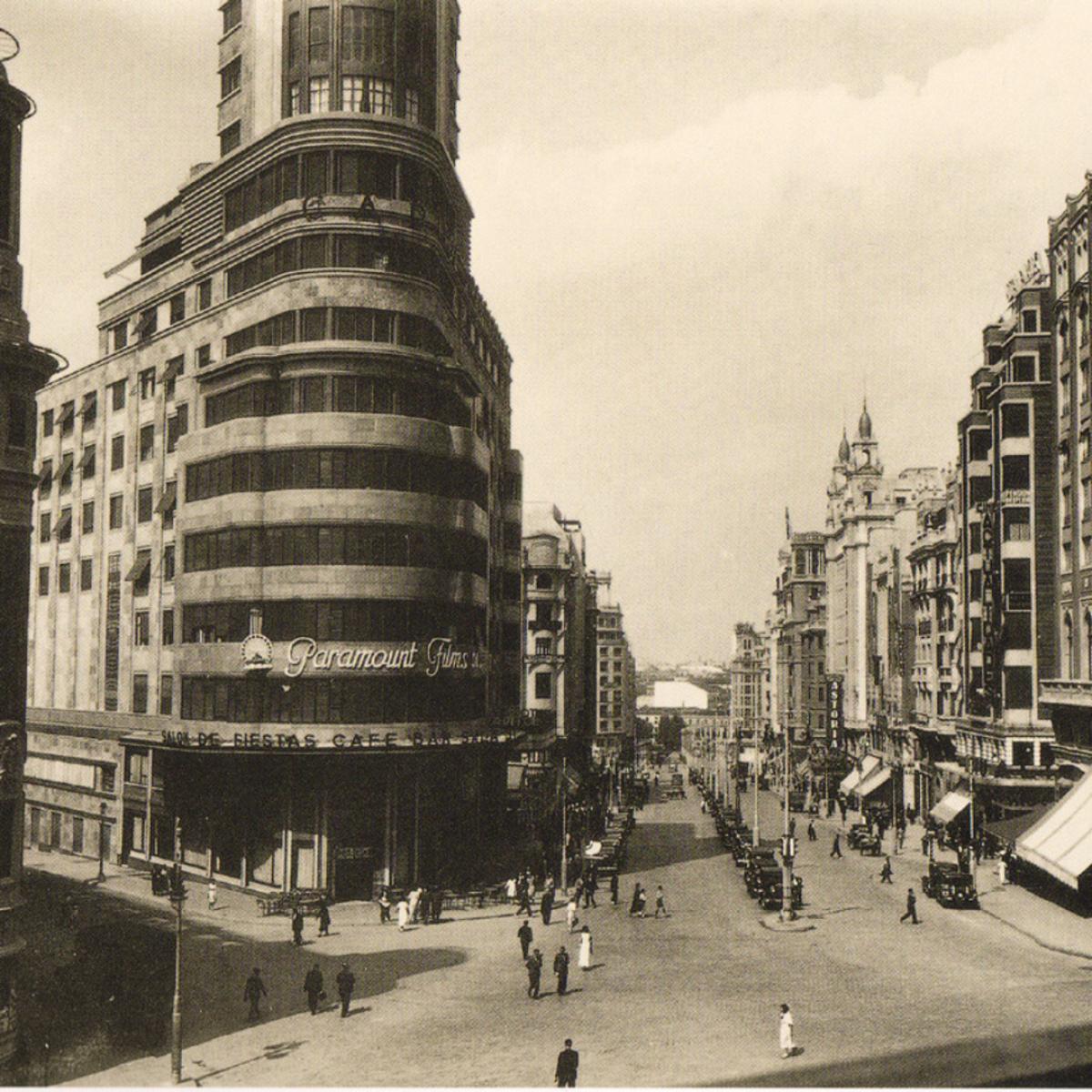 Gran Vía, década de 1930. Autor desconocido. Museo Municipal (Madrid)