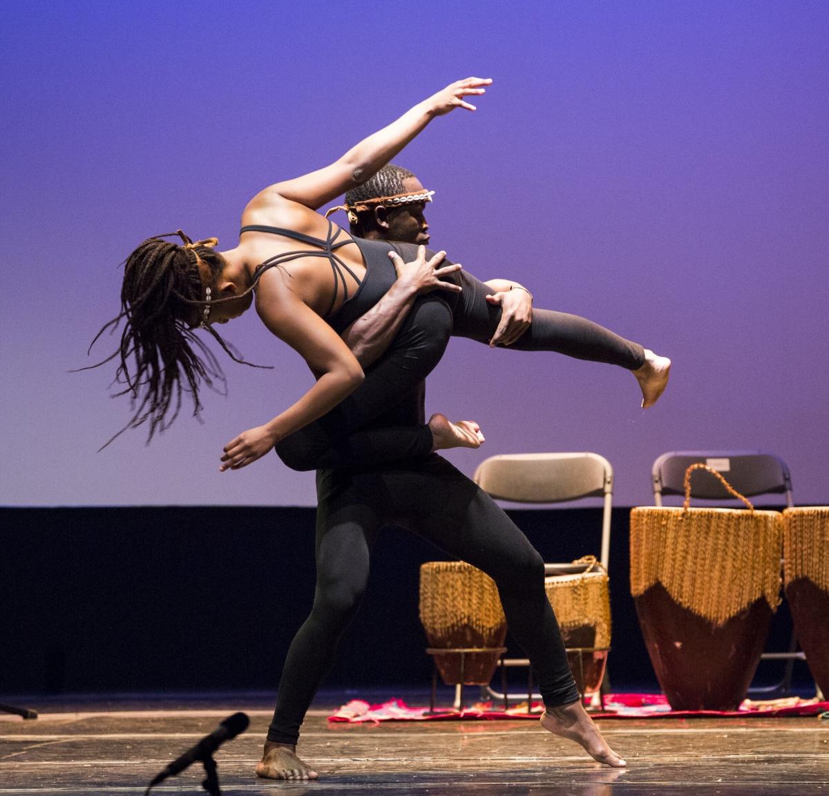 Af Ndanza y Ugandan Sticks